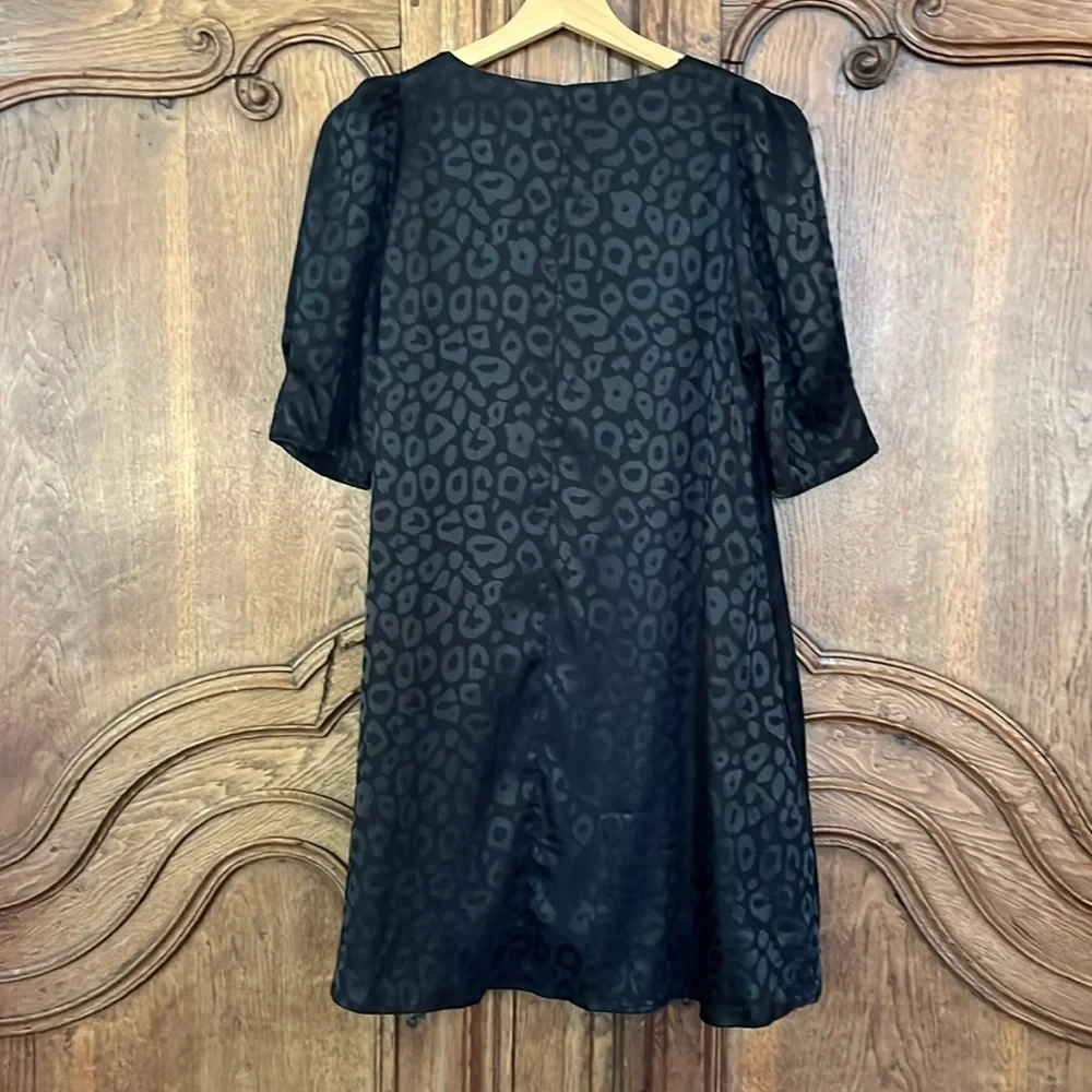 Entro Black Leopard Print V-Neck Puff Sleeve Dress with Pockets - Picture 10 of 12
